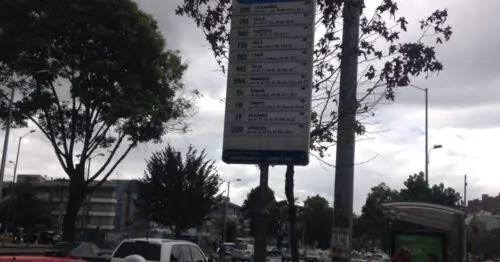 PARADERO SITP CAFAM FLORESTA  210A03